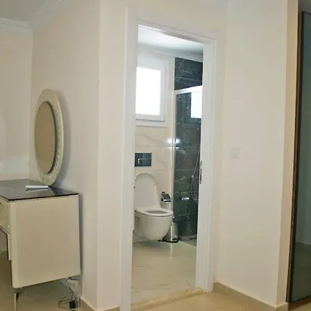 Hotel High Quality With Private Pool Villa-skylife *