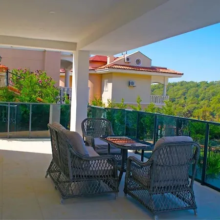 High Quality With Private Pool Villa-skylife Villa